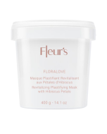 Plastifitseeruv mask hibiskuse õitega. 